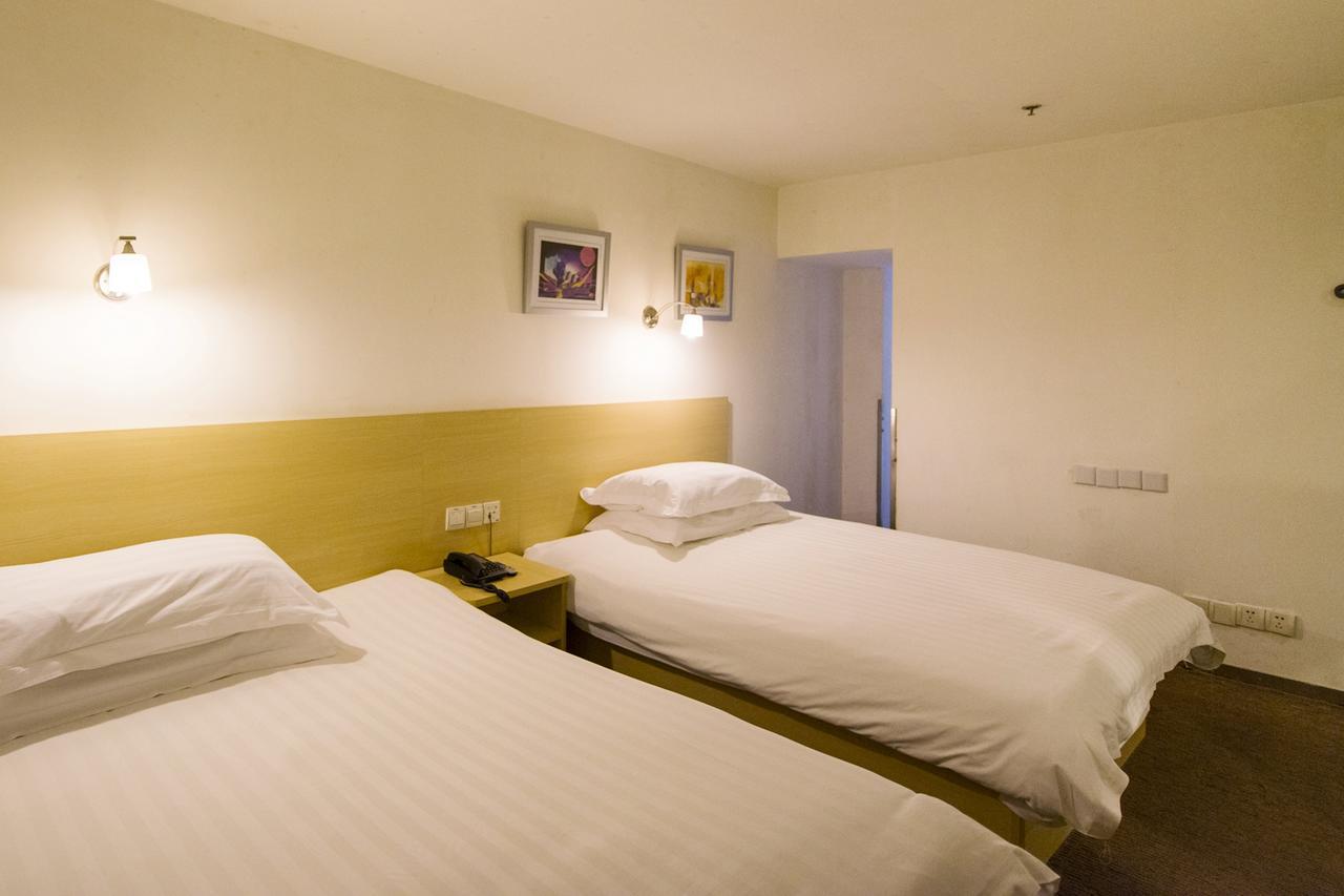 Motel Zhenjiang Jiefang Road Екстер'єр фото
